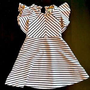 Ava Yelly dress size 4